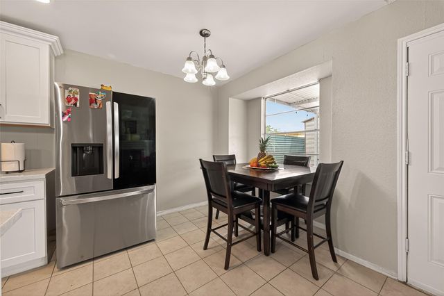 635 Coolwood Drive, Houston, TX 77013