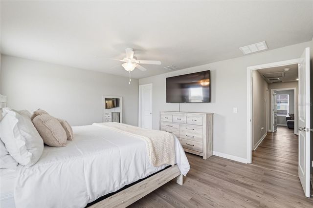 7623 MOMENTUM PARKWAY, Wesley Chapel, FL 33545