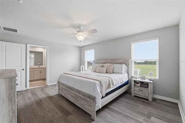 7623 MOMENTUM PARKWAY, Wesley Chapel, FL 33545