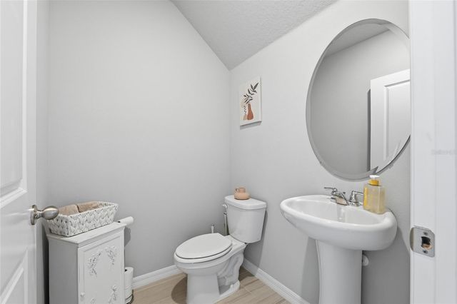 7623 MOMENTUM PARKWAY, Wesley Chapel, FL 33545