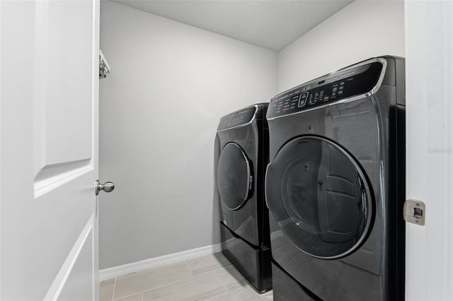 7623 MOMENTUM PARKWAY, Wesley Chapel, FL 33545