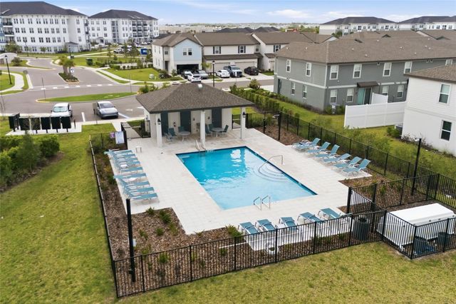 7623 MOMENTUM PARKWAY, Wesley Chapel, FL 33545