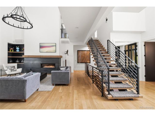 487 S Garfield St, Denver, CO 80209