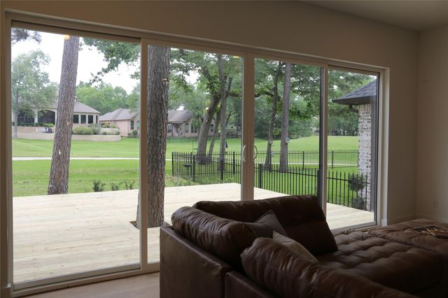 36 Winthrop Harbor, Montgomery, TX 77356
