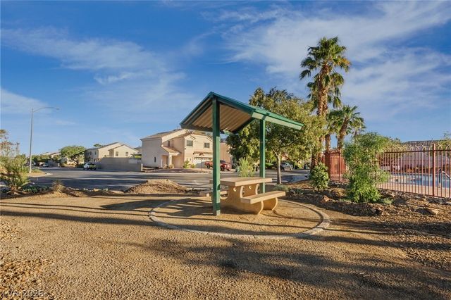 1555 Ward Frontier Lane, Henderson, NV 89002