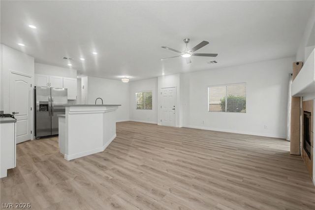 1555 Ward Frontier Lane, Henderson, NV 89002