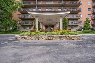 4550 Warwick Boulevard 409, Kansas City, MO 64111