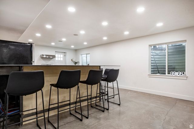 69 N FLOWER RD, Vineyard, UT 84059