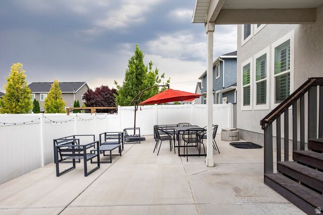 69 N FLOWER RD, Vineyard, UT 84059