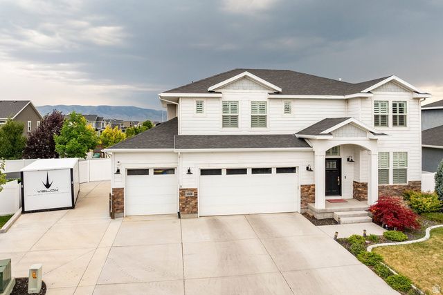 69 N FLOWER RD, Vineyard, UT 84059