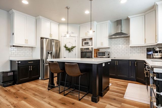 69 N FLOWER RD, Vineyard, UT 84059