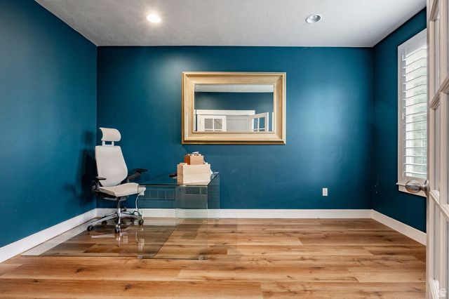 69 N FLOWER RD, Vineyard, UT 84059