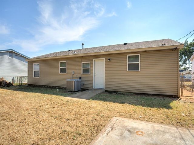 908 Buck Drive, Shawnee, OK 74801