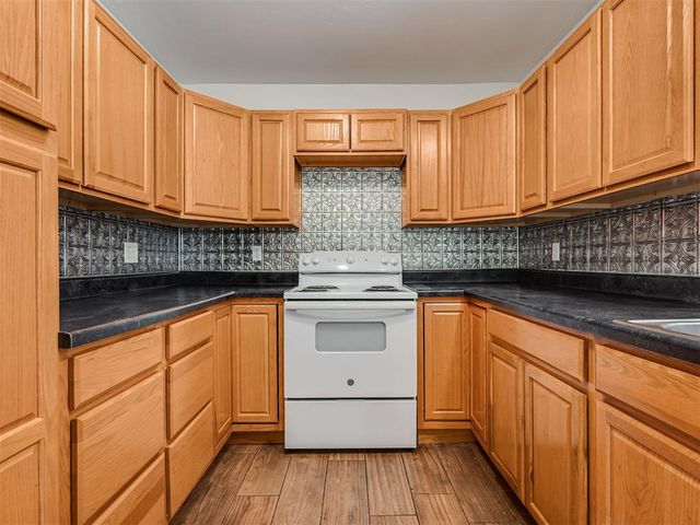 908 Buck Drive, Shawnee, OK 74801