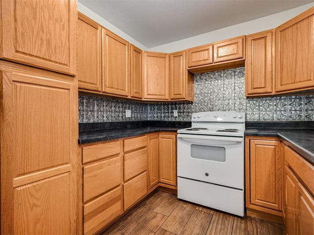 908 Buck Drive, Shawnee, OK 74801