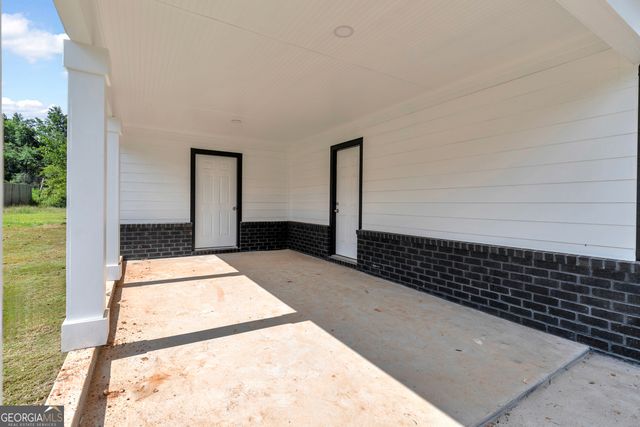 1084 SW West Adrian Circle, Conyers, GA 30094