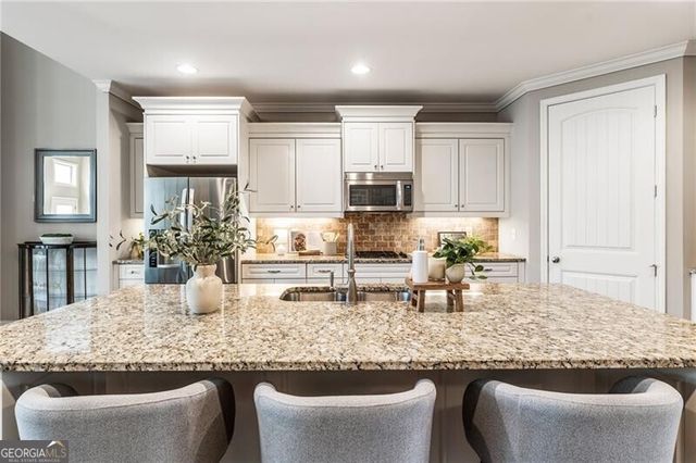 10449 Park Walk Point, Johns Creek, GA 30022