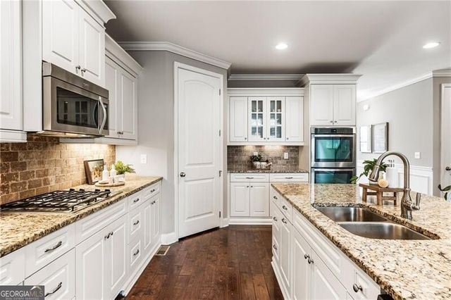 10449 Park Walk Point, Johns Creek, GA 30022