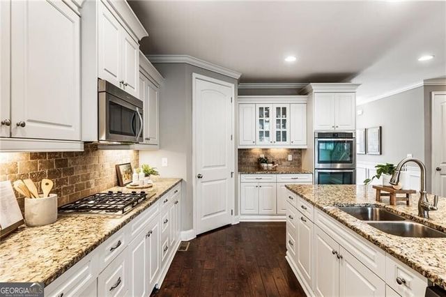 10449 Park Walk Point, Johns Creek, GA 30022