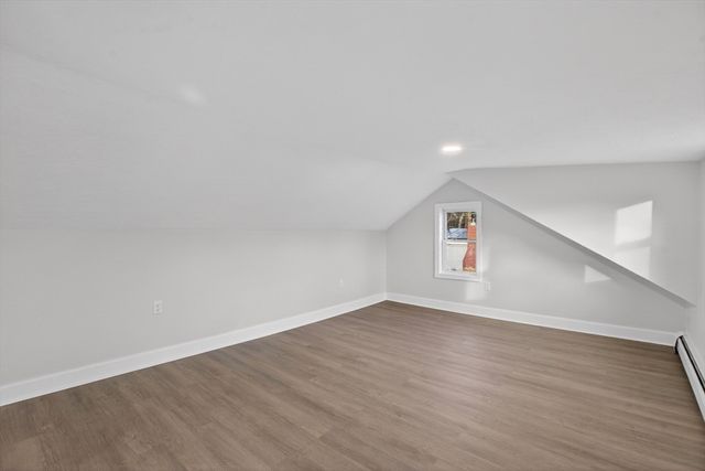 21 Evergreen St, Dartmouth, MA 02747