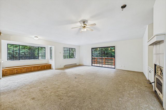 230 Blue Blossom Lane, Freshwater, CA 95503