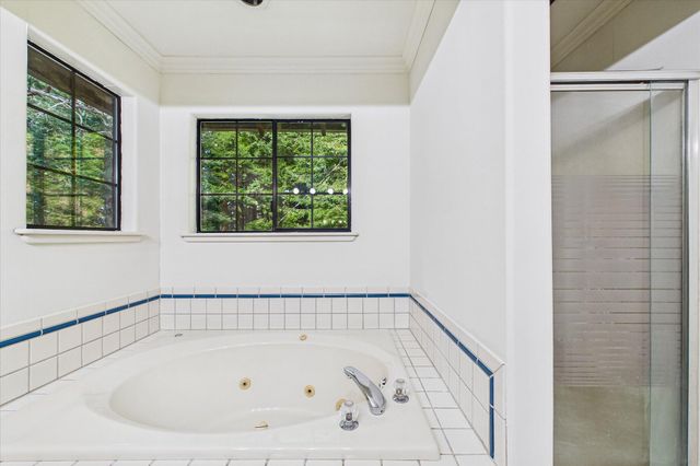 230 Blue Blossom Lane, Freshwater, CA 95503