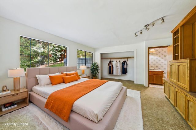 230 Blue Blossom Lane, Freshwater, CA 95503