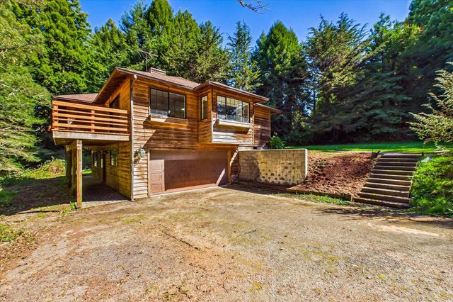 230 Blue Blossom Lane, Freshwater, CA 95503