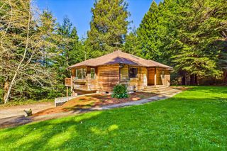 230 Blue Blossom Lane, Freshwater, CA 95503