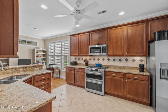 3705 Willow Lake Drive SE, Southport, NC 28461