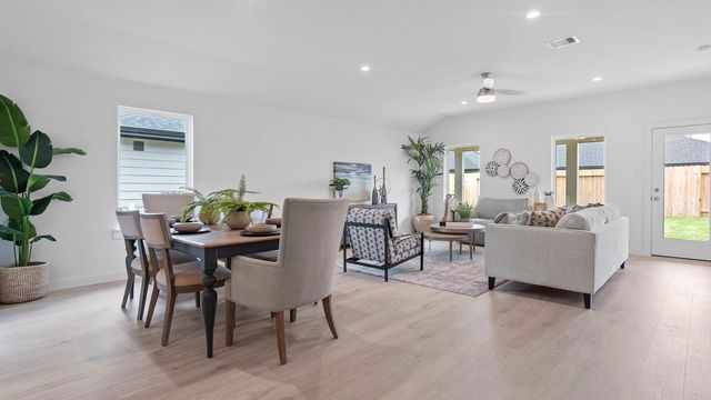 4503 Highland Oaks Court, Rosenberg, TX 77469