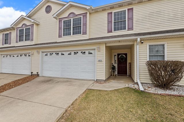 9573 Luebcke Lane, Crown Point, IN 46307