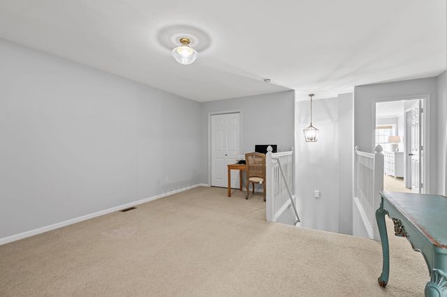 9573 Luebcke Lane, Crown Point, IN 46307