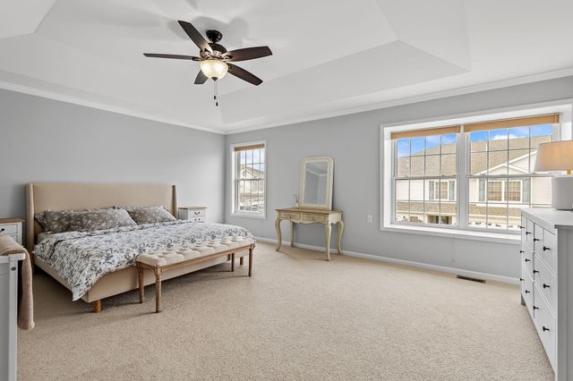 9573 Luebcke Lane, Crown Point, IN 46307