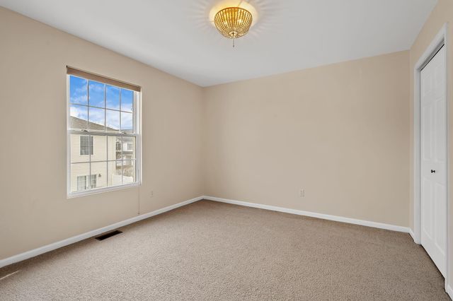 9573 Luebcke Lane, Crown Point, IN 46307