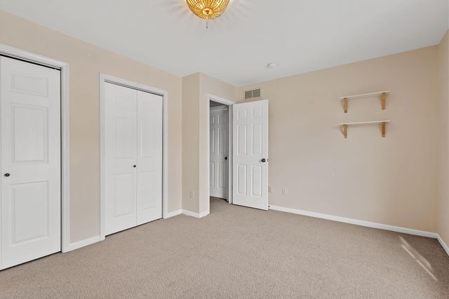 9573 Luebcke Lane, Crown Point, IN 46307