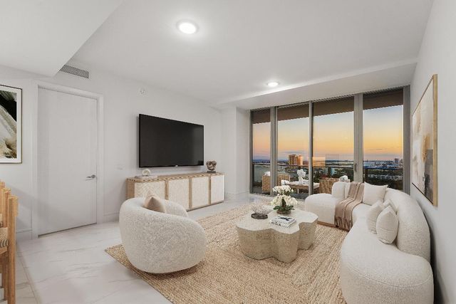 220 Lake Shore Drive 1911, Lake Park, FL 33403