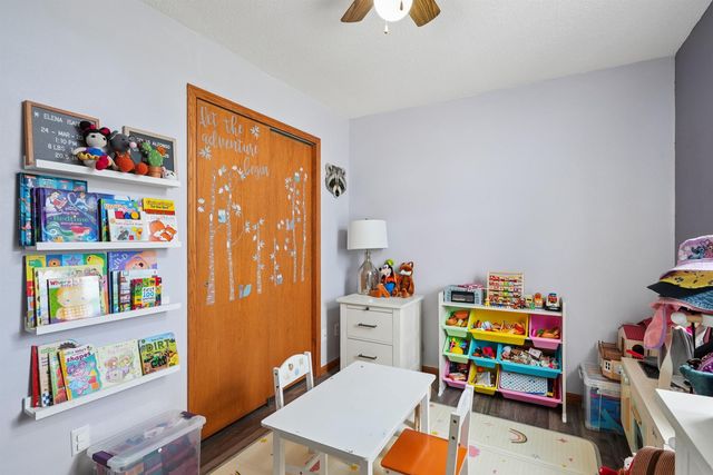 4041 Jill Drive, Waterloo, IA 50701