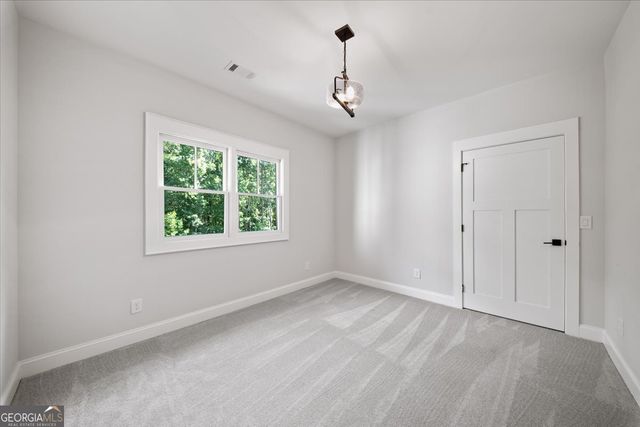 120 Farm Gate Drive, Woodstock, GA 30188