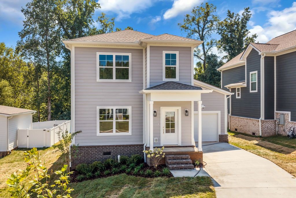 1026 Sycamore Ridge, E, Burns, TN 37029