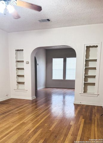 409 W Lynwood Ave Apt 4, San Antonio, TX 78212