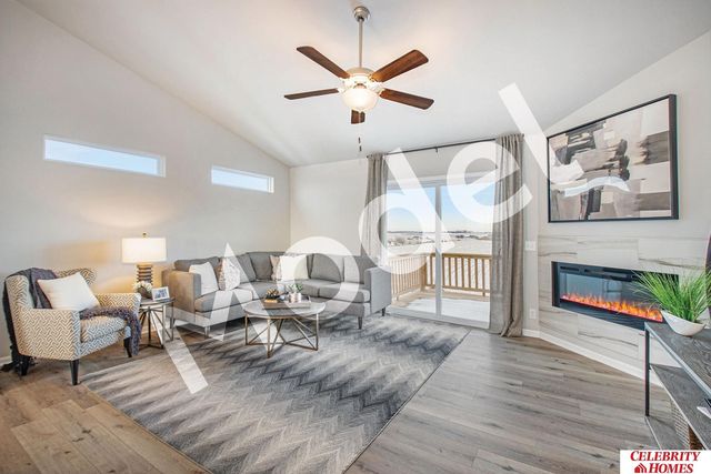 8017 N 113 Street, Omaha, NE 68142