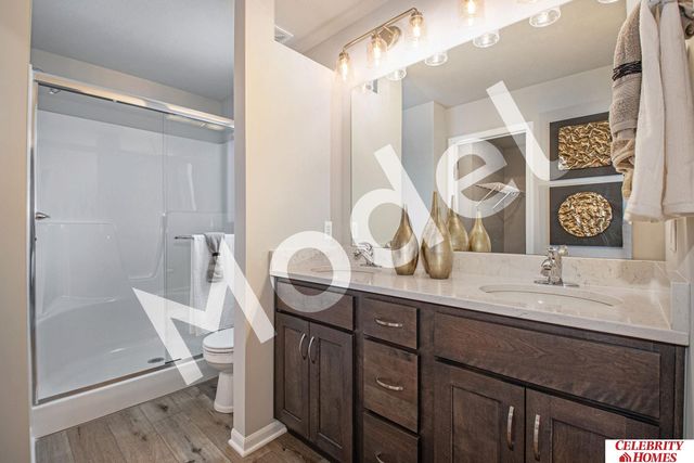 8017 N 113 Street, Omaha, NE 68142