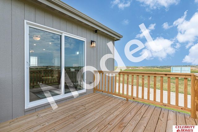 8017 N 113 Street, Omaha, NE 68142