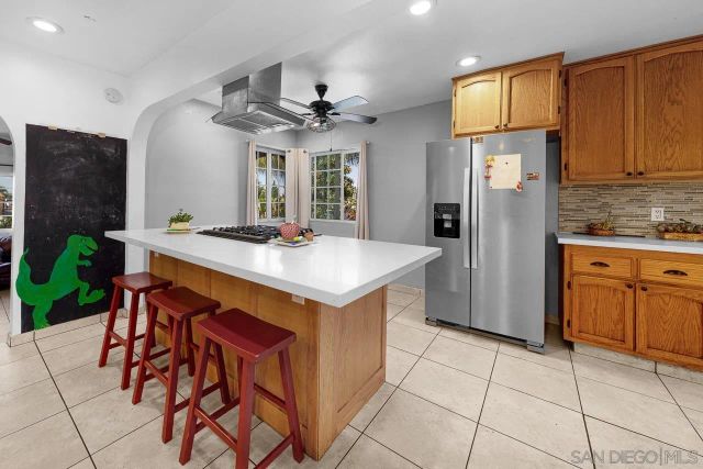 1465 S 40th St., San Diego, CA 92113