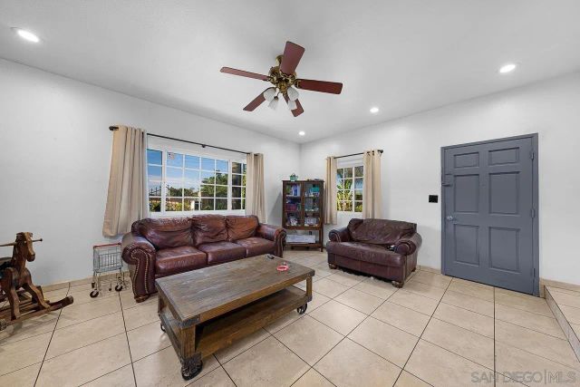 1465 S 40th St., San Diego, CA 92113