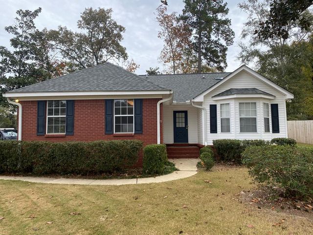 203 Bougainvillea Cir, Dothan, AL 36301