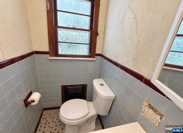 181 6th Street, Saddle Brook, NJ 07663