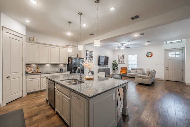 1279 Ocean Breeze Drive, Flower Mound, TX 75028