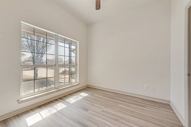 91 Post Oak Drive, Waxahachie, TX 75165